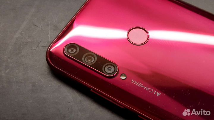 Телефон Honor 10i