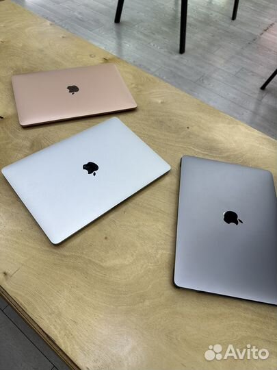 Apple MacBook Air 13 M1 2020 93akb mejj/kk