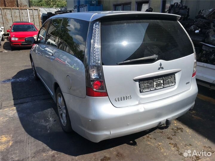 Разбор на запчасти Mitsubishi Grandis