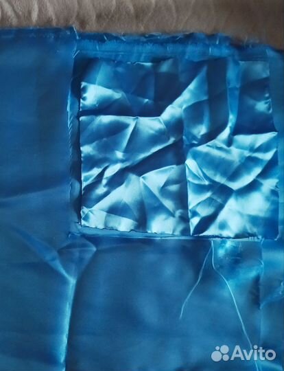 Атласная ткань