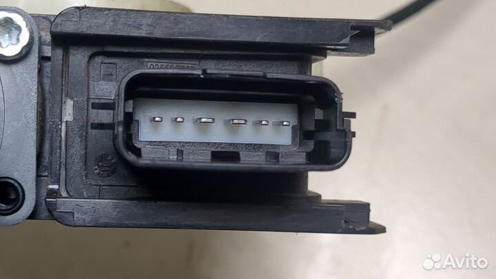 Стеклоподъемник электрический Hyundai i20 2014, 2015