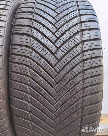 Minerva Winter Stud 235/35 R19 91Y