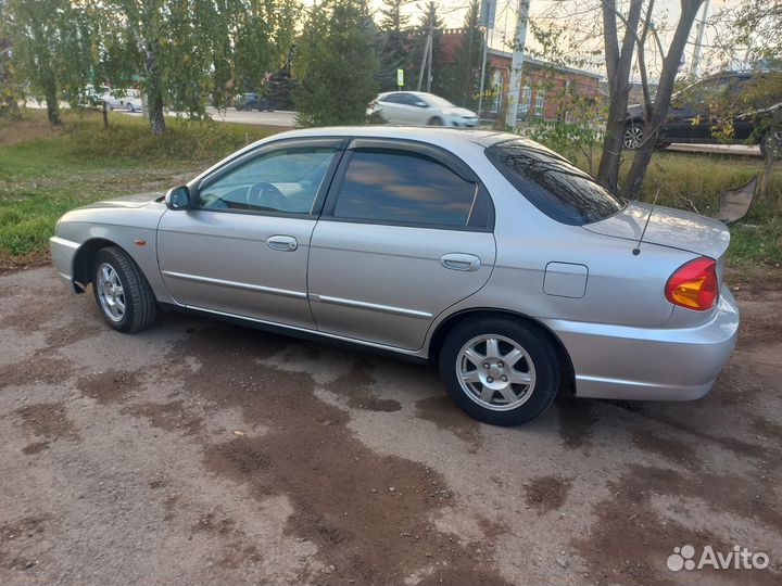 Renault Logan 1.6 МТ, 2006, 250 000 км