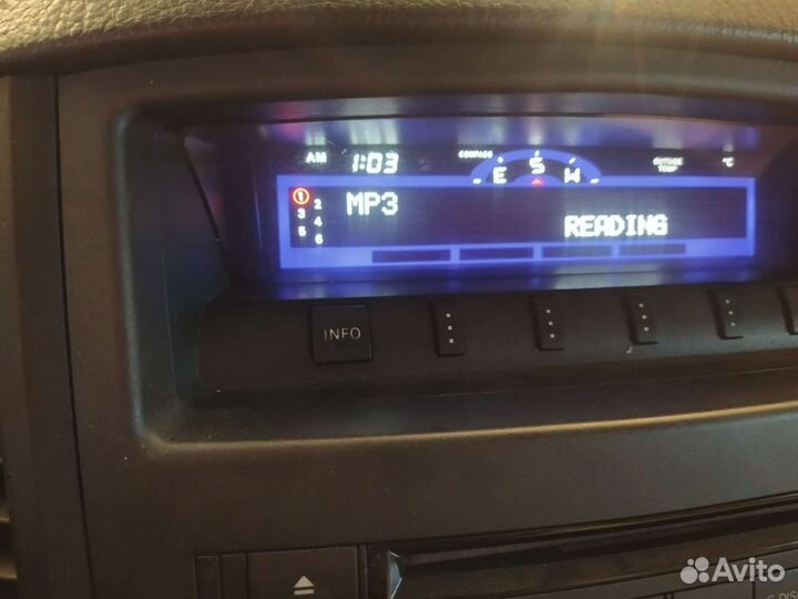 Магнитола на Mitsubishi Pajero 4