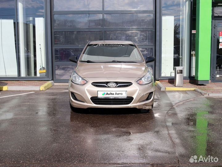 Hyundai Solaris 1.6 AT, 2012, 121 600 км