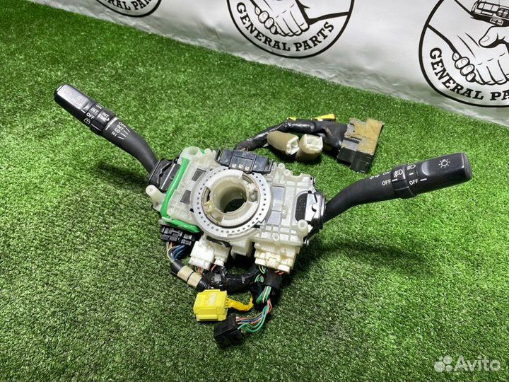 Блок подрулевых переключателей Toyota Land Cruiser