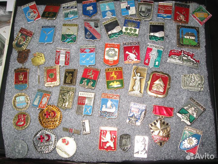 Значки из СССР - гербы,города, Ленин