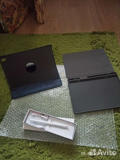 Комплект: 2 чехла +стилус. Для Huewei Mediapad M6