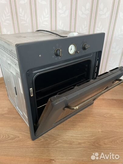 Духовой шкаф встраиваемый ariston