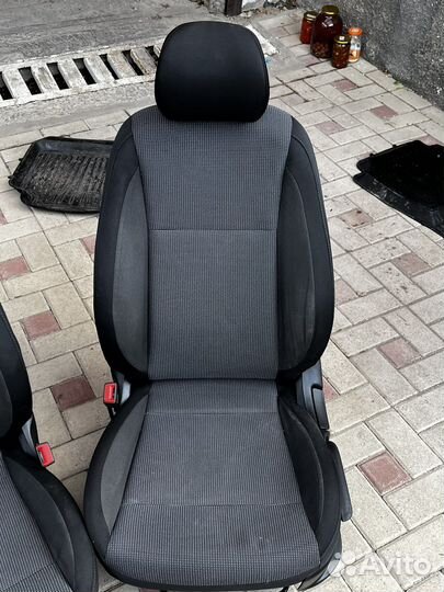 Сиденья от Hyundai Solaris