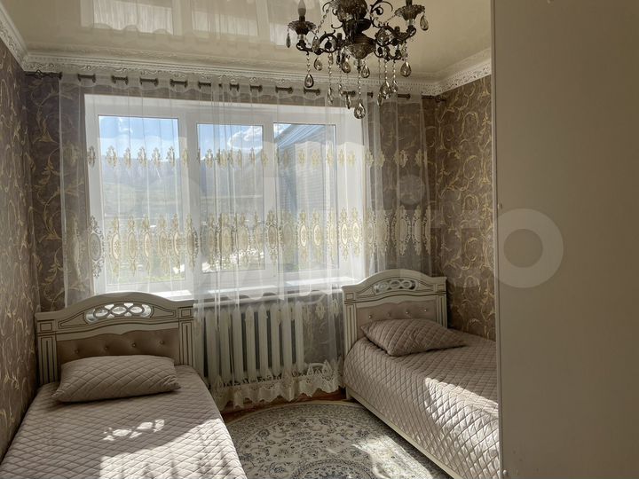 3-к. квартира, 65 м², 2/2 эт.
