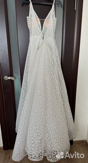 Свадебное платье и фата