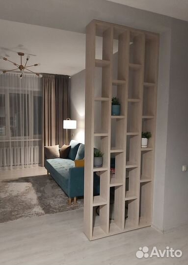 Стеллаж для зонирования комнаты