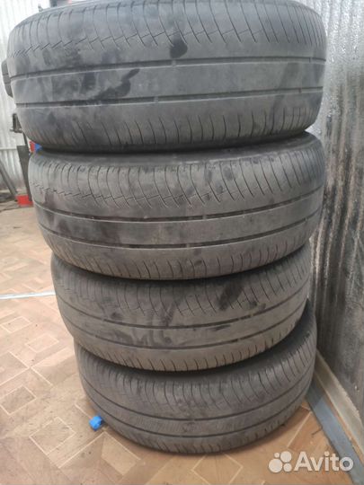 Michelin Energy E3A 215/60 R16 91V
