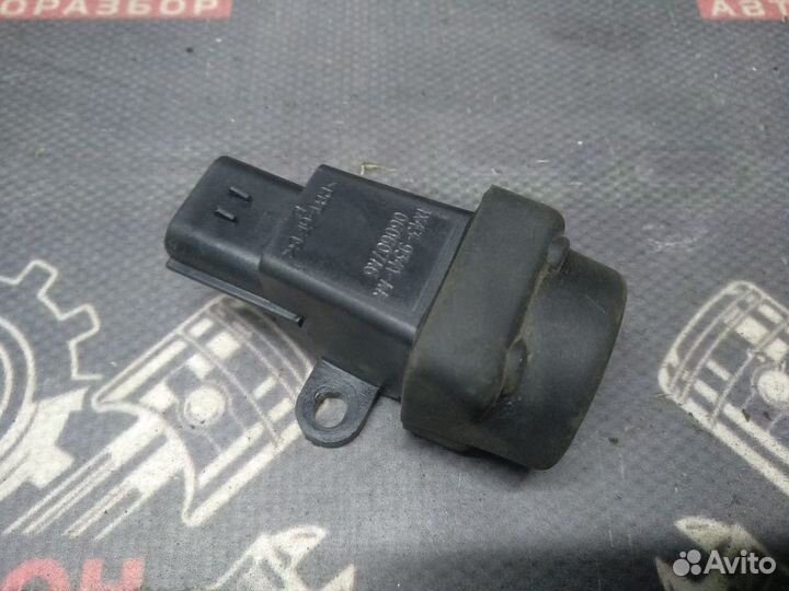 Датчик удара Jaguar X-Type