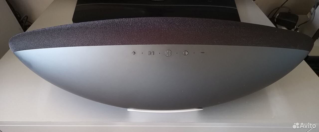 Bowers & Wilkins Zeppelin