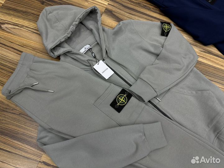 Спортивный костюм stone island