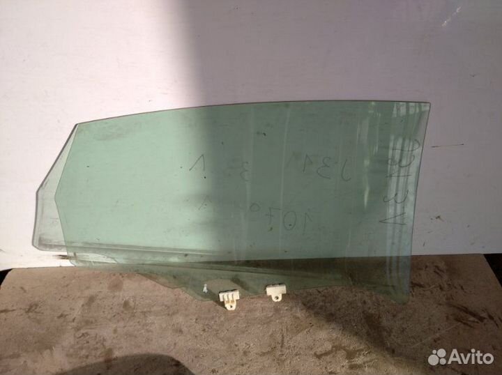 Стекло заднее левое Nissan Teana J-31 2003-2008