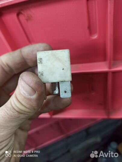 Гольф 4 Бора 1.9TDI Реле свечей 357 911 253 (103)