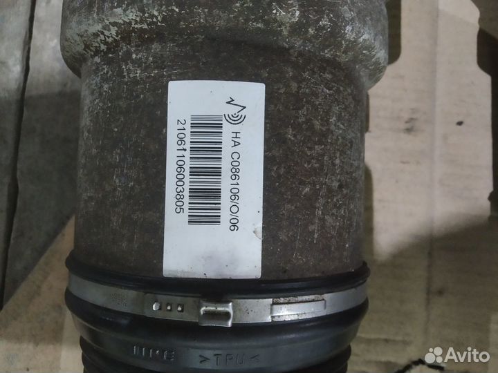 Задний амортизатор W221