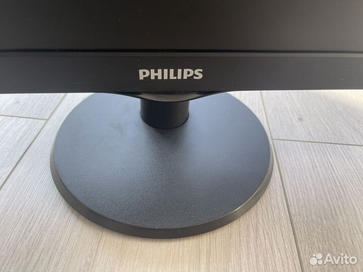 Монитор Philips