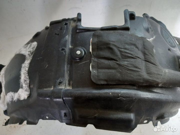 Подкрылок передний левый Lexus Ls460 USF40 1UR-FSE