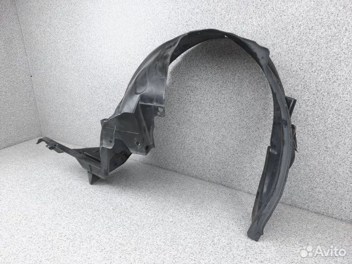 Подкрылок передний правый Subaru Forester SHJ
