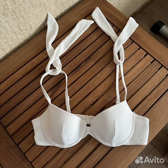 Бюстгалтер белый 75B