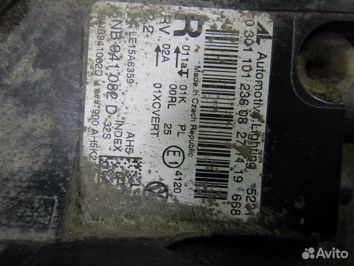 Фара правая Volkswagen Tiguan