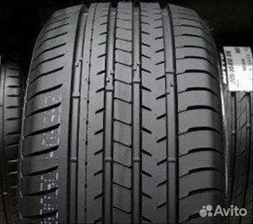 Doublestar DSU02 275/40 R20 и 315/35 R20 110Y