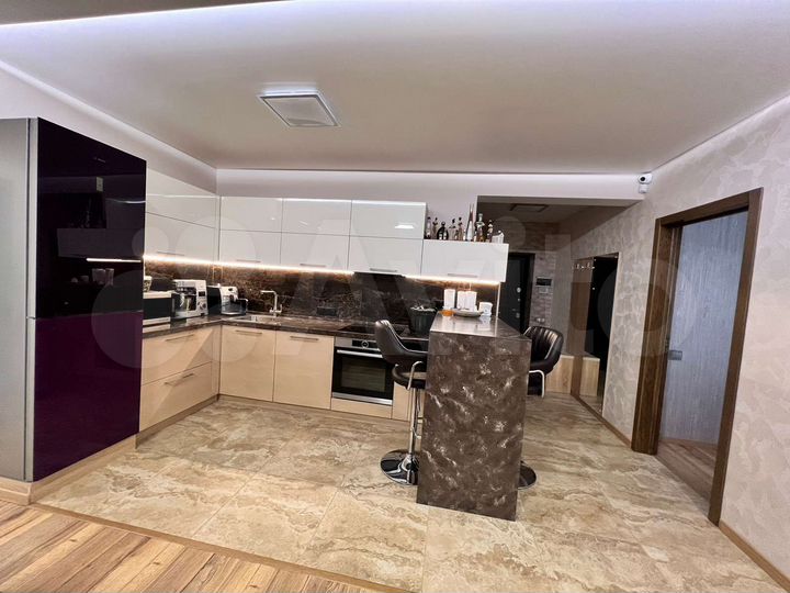 3-к. квартира, 96,6 м², 3/17 эт.