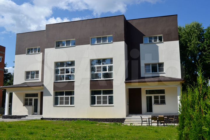 2-к. квартира, 98 м², 3/3 эт.