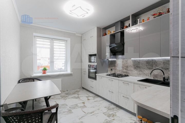 2-к. квартира, 58,8 м², 1/8 эт.