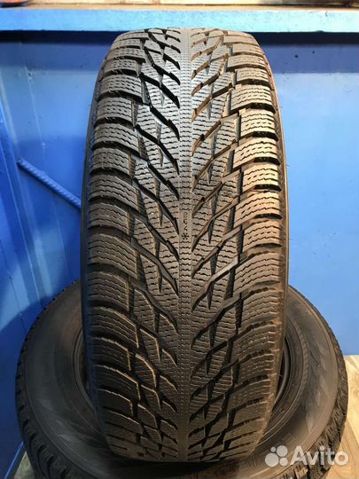 Nokian Tyres Hakkapeliitta R3 SUV 235/60 R18