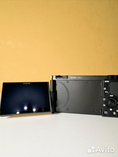 Sony zv-e10 kit 16-50/ f 3.5-5.6 oss