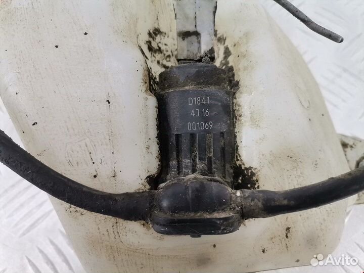 Бачок омывателя для Fiat Stilo (192) 51723620