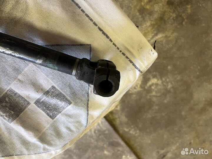 Вал рулевой Паджеро 2