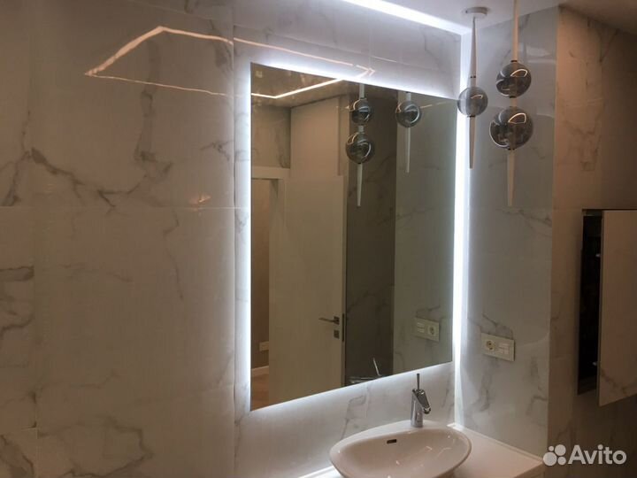 Парящие зеркала с подсветкой