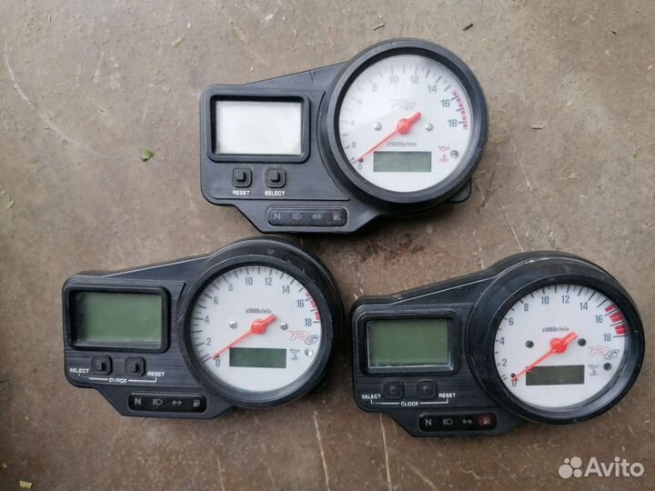 Приборка yamaha r6 99 16