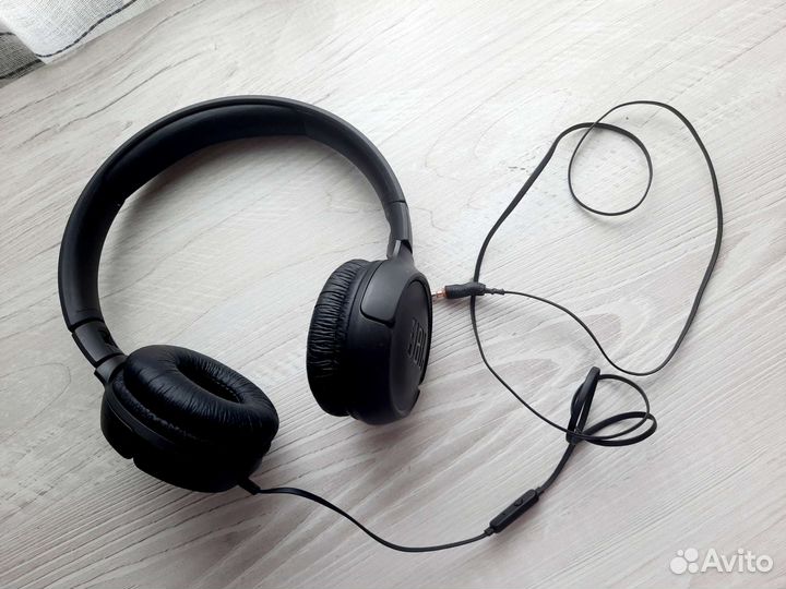 Проводные наушники jbl