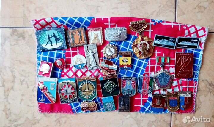 Советские значки (города, Победа ВОВ)