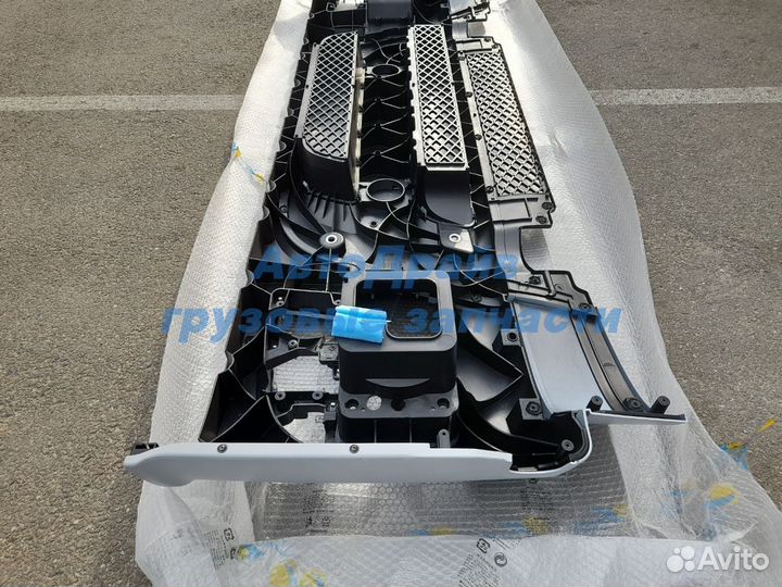 Бампер передний Ивеко Стралис с 2007г. в сборе