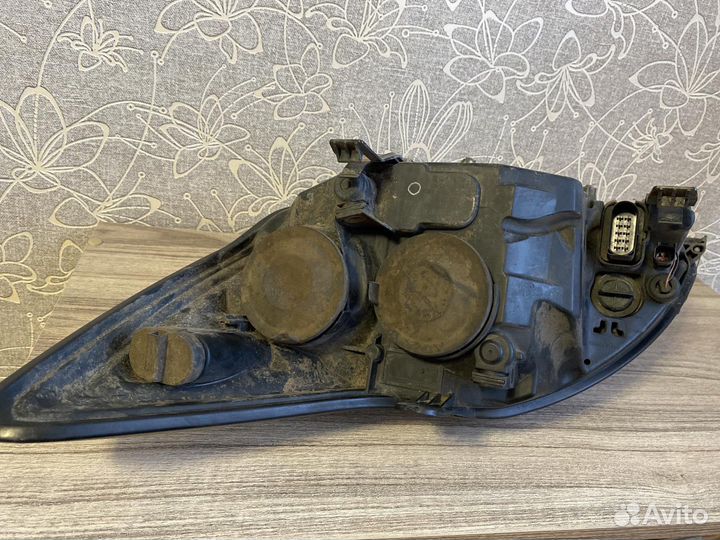 Фара форд фокус 2