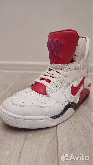 Кроссовки Nike Air Force 180 white red (2013 г)