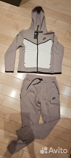 Спортивный костюм nike женский, размер М