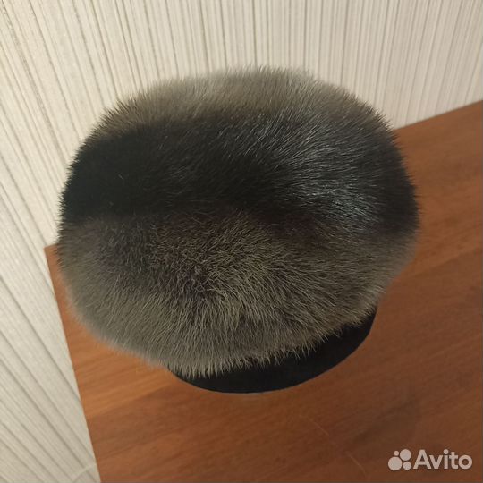 Берет норковый размер54-56