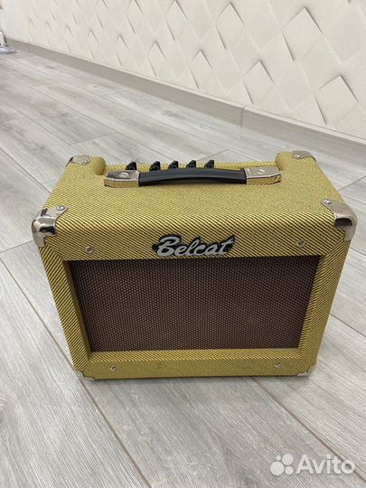 V15G Belcat Vintage Series Гитарный комбоусилитель