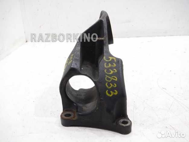 Кронштейн двигателя