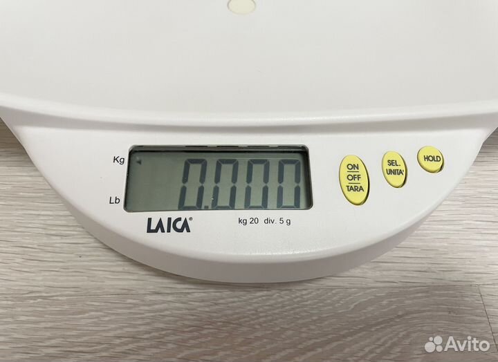 Детские весы для новорожденных leica