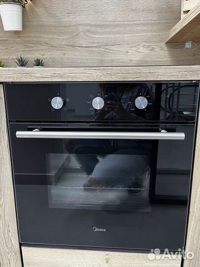 Духовой шкаф midea